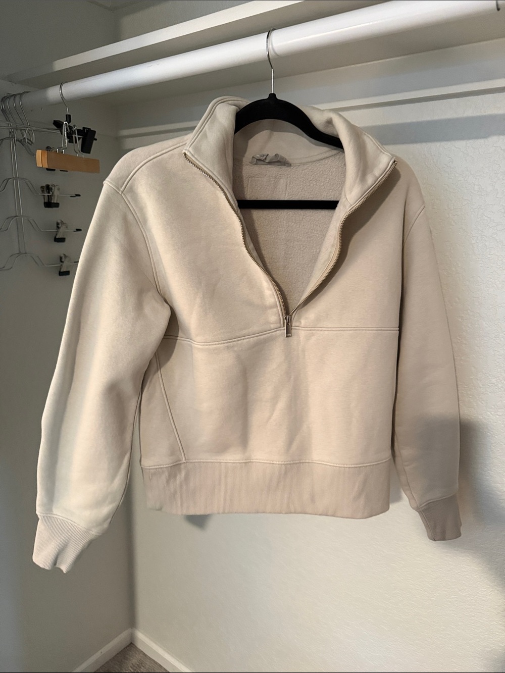 Everlane Cream Half-Zip Fleece Pullover